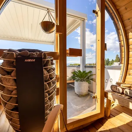 Cassiopeia - Seaside Retreat Apartament