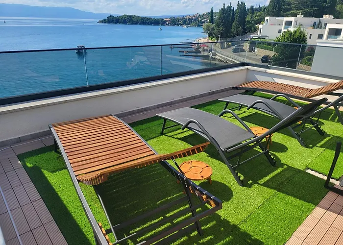 Apartament Cassiopeia - Seaside Retreat