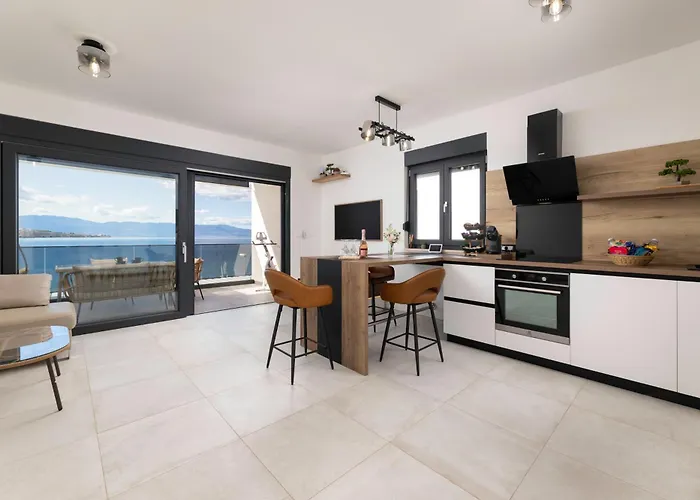 Cassiopeia - Seaside Retreat Apartament *