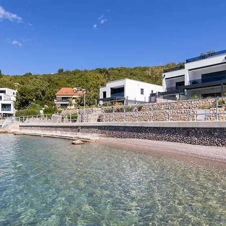 Cassiopeia - Seaside Retreat Apartamento Omišalj