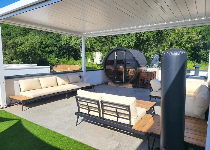 Cassiopeia - Seaside Retreat Apartment Omisalj