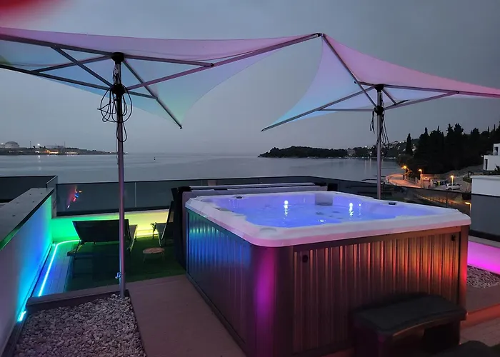 Cassiopeia - Seaside Retreat Omisalj